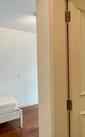 Casa à venda com 360m², 4 quartos e 4 vagas Casa à venda com 360m², 4 quartos e 4 vagasSuíte 3