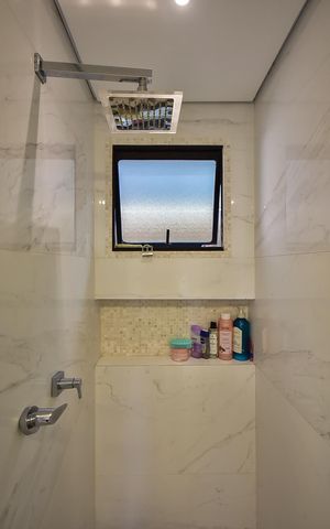 Apartamento para alugar com 145m², 3 quartos e 2 vagasChuveiro do Banheiro
