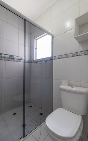 Casa para alugar com 300m², 3 quartos e 1 vaga Casa para alugar com 300m², 3 quartos e 1 vagaBanheiro Suíte 1