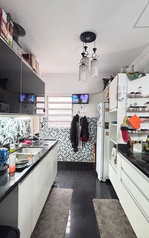Apartamento para alugar com 85m², 3 quartos e sem vaga