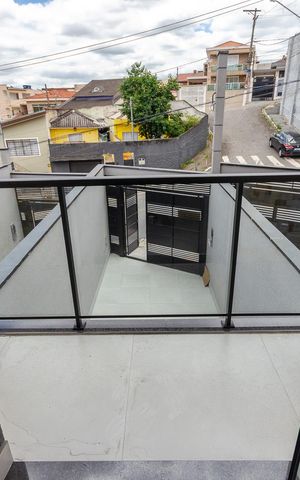 Casa à venda com 132m², 3 quartos e 3 vagasSala - Sacada