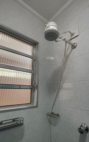 Casa à venda com 218m², 4 quartos e 2 vagas Casa à venda com 218m², 4 quartos e 2 vagasBanheiro 1