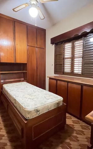 Casa à venda com 218m², 4 quartos e 2 vagas Casa à venda com 218m², 4 quartos e 2 vagasQuarto 2