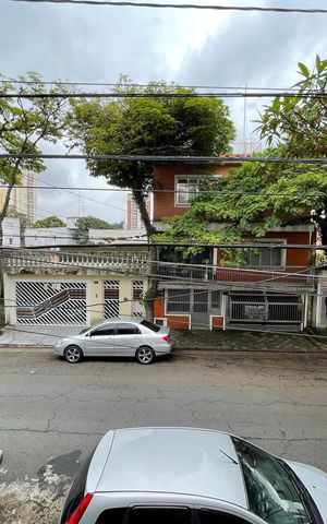 Casa à venda com 218m², 4 quartos e 2 vagas Casa à venda com 218m², 4 quartos e 2 vagasVista da Varanda