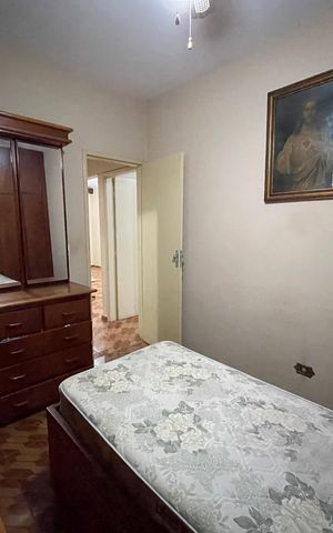 Casa à venda com 218m², 4 quartos e 2 vagas Casa à venda com 218m², 4 quartos e 2 vagasQuarto 2