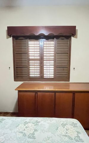 Casa à venda com 218m², 4 quartos e 2 vagas Casa à venda com 218m², 4 quartos e 2 vagasQuarto 2