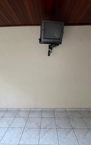 Casa à venda com 218m², 4 quartos e 2 vagas Casa à venda com 218m², 4 quartos e 2 vagasQuarto 3