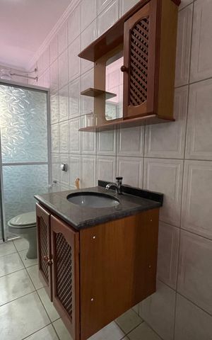 Casa à venda com 218m², 4 quartos e 2 vagas Casa à venda com 218m², 4 quartos e 2 vagasBanheiro 3