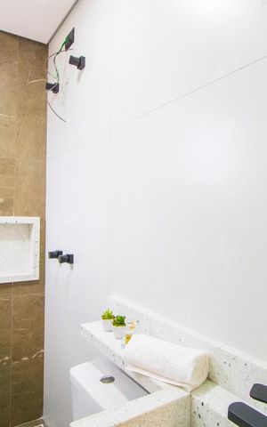 Casa à venda com 160m², 3 quartos e 4 vagas Casa à venda com 160m², 3 quartos e 4 vagasBanheiro da Suíte