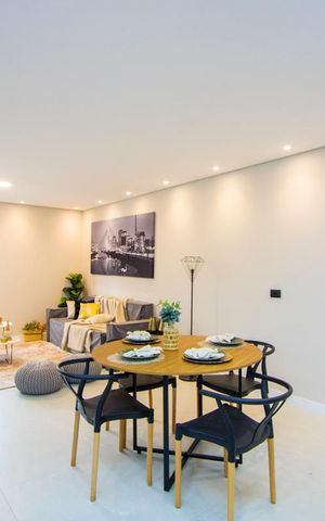 Casa à venda com 160m², 3 quartos e 4 vagas Casa à venda com 160m², 3 quartos e 4 vagasSala/Cozinha