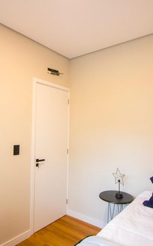 Casa à venda com 160m², 3 quartos e 4 vagas Casa à venda com 160m², 3 quartos e 4 vagasQuarto