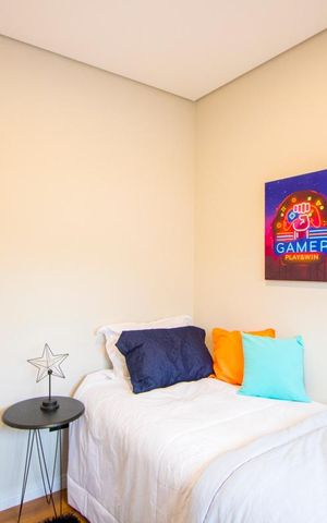 Casa à venda com 160m², 3 quartos e 4 vagas Casa à venda com 160m², 3 quartos e 4 vagasQuarto