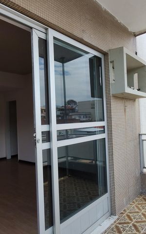 Apartamento para alugar com 214m², 3 quartos e 1 vaga Apartamento para alugar com 214m², 3 quartos e 1 vagaVaranda