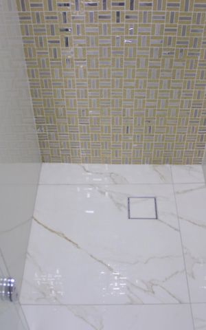 Apartamento à venda com 89m², 2 quartos e 2 vagasBanheiro social