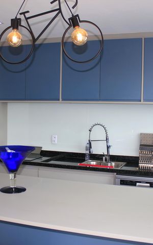 Apartamento à venda com 89m², 2 quartos e 2 vagasCozinha e varanda
