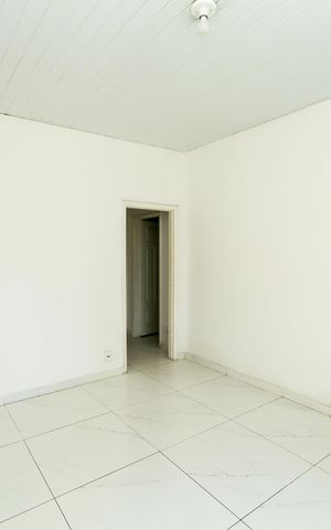 Casa para alugar com 130m², 2 quartos e 2 vagas Casa para alugar com 130m², 2 quartos e 2 vagasSALA