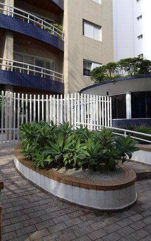 Apartamento à venda com 120m², 3 quartos e 2 vagasFachada