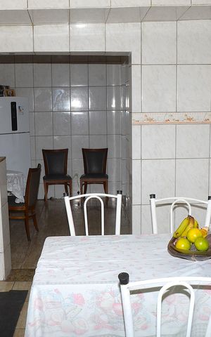 Casa à venda com 380m², 6 quartos e 3 vagasCozinha
