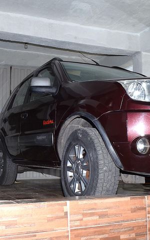 Casa à venda com 380m², 6 quartos e 3 vagasGaragem