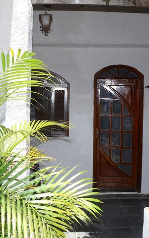 Casa à venda com 380m², 6 quartos e 3 vagasEntrada