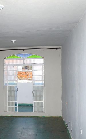 Casa à venda com 380m², 6 quartos e 3 vagasSala