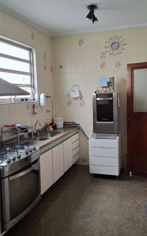Apartamento à venda com 163m², 3 quartos e 1 vaga Apartamento à venda com 163m², 3 quartos e 1 vagaCozinha