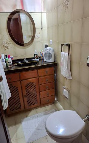 Apartamento à venda com 163m², 3 quartos e 1 vaga Apartamento à venda com 163m², 3 quartos e 1 vagaBanheiro da Suíte