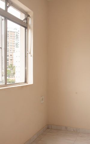 Apartamento à venda com 86m², 2 quartos e 1 vagaÁrea de Serviço