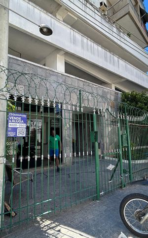 Apartamento à venda com 72m², 2 quartos e 1 vagaFachada + plaquinha