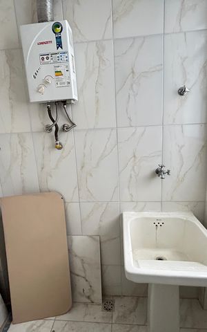 Apartamento à venda com 72m², 2 quartos e 1 vagaÁrea de Serviço