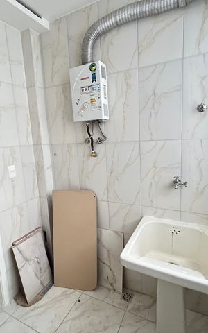 Apartamento à venda com 72m², 2 quartos e 1 vagaÁrea de Serviço