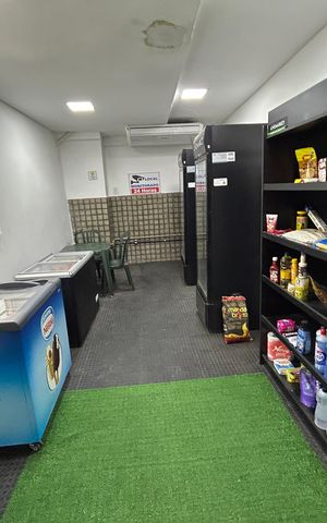 Apartamento à venda com 72m², 2 quartos e 1 vagaÁrea comum