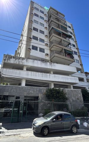 Apartamento à venda com 72m², 2 quartos e 1 vagaFcahada