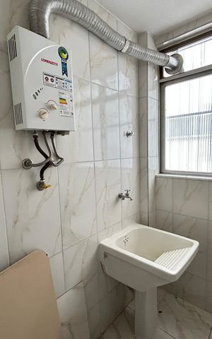Apartamento à venda com 72m², 2 quartos e 1 vagaÁrea de Serviço