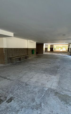Apartamento à venda com 72m², 2 quartos e 1 vagaÁrea comum
