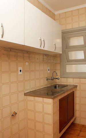 Apartamento à venda com 56m², 2 quartos e sem vagaCozinha + Área de Serviço