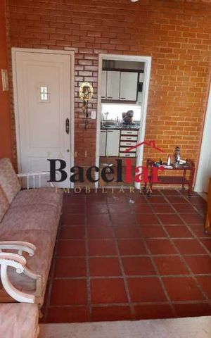 Apartamento à venda com 50m², 1 quarto e 1 vaga