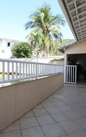 Casa de condomínio à venda com 315m², 6 quartos e 2 vagasEdícula - Varanda