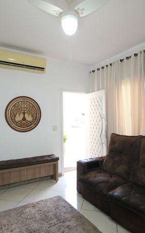 Casa de condomínio à venda com 315m², 6 quartos e 2 vagasEdícula - Sala