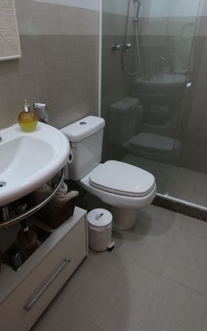 Casa de condomínio à venda com 315m², 6 quartos e 2 vagasBanheiro Social