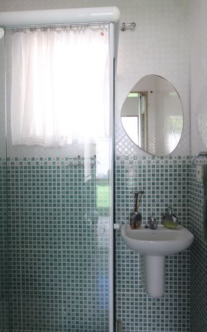 Casa de condomínio à venda com 315m², 6 quartos e 2 vagasBanheiro de Serviço