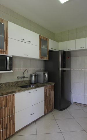 Casa de condomínio à venda com 315m², 6 quartos e 2 vagasCozinha