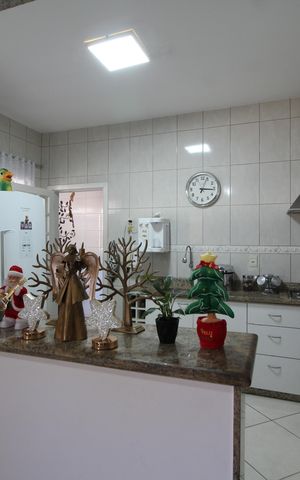 Casa de condomínio à venda com 315m², 6 quartos e 2 vagasEdícula - Cozinha