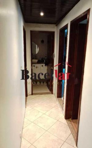 Casa de condomínio à venda com 102m², 4 quartos e 1 vaga