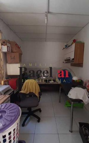 Casa à venda com 66m², 2 quartos e 1 vaga