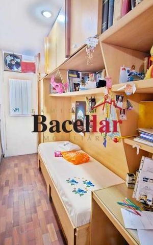 Apartamento à venda com 53m², 1 quarto e 1 vaga