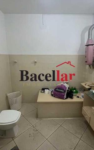Apartamento à venda com 188m², 4 quartos e 1 vaga