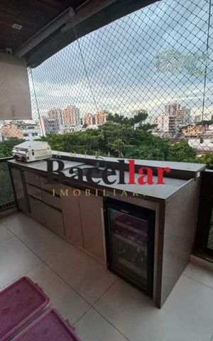 Apartamento à venda com 144m², 4 quartos e 2 vagas