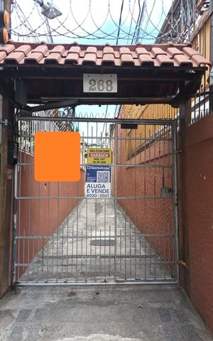 Casa de condomínio à venda com 160m², 3 quartos e 1 vaga Casa de condomínio à venda com 160m², 3 quartos e 1 vagaFachada