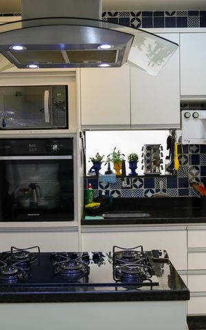 Casa de condomínio à venda com 160m², 3 quartos e 1 vaga Casa de condomínio à venda com 160m², 3 quartos e 1 vagaCozinha